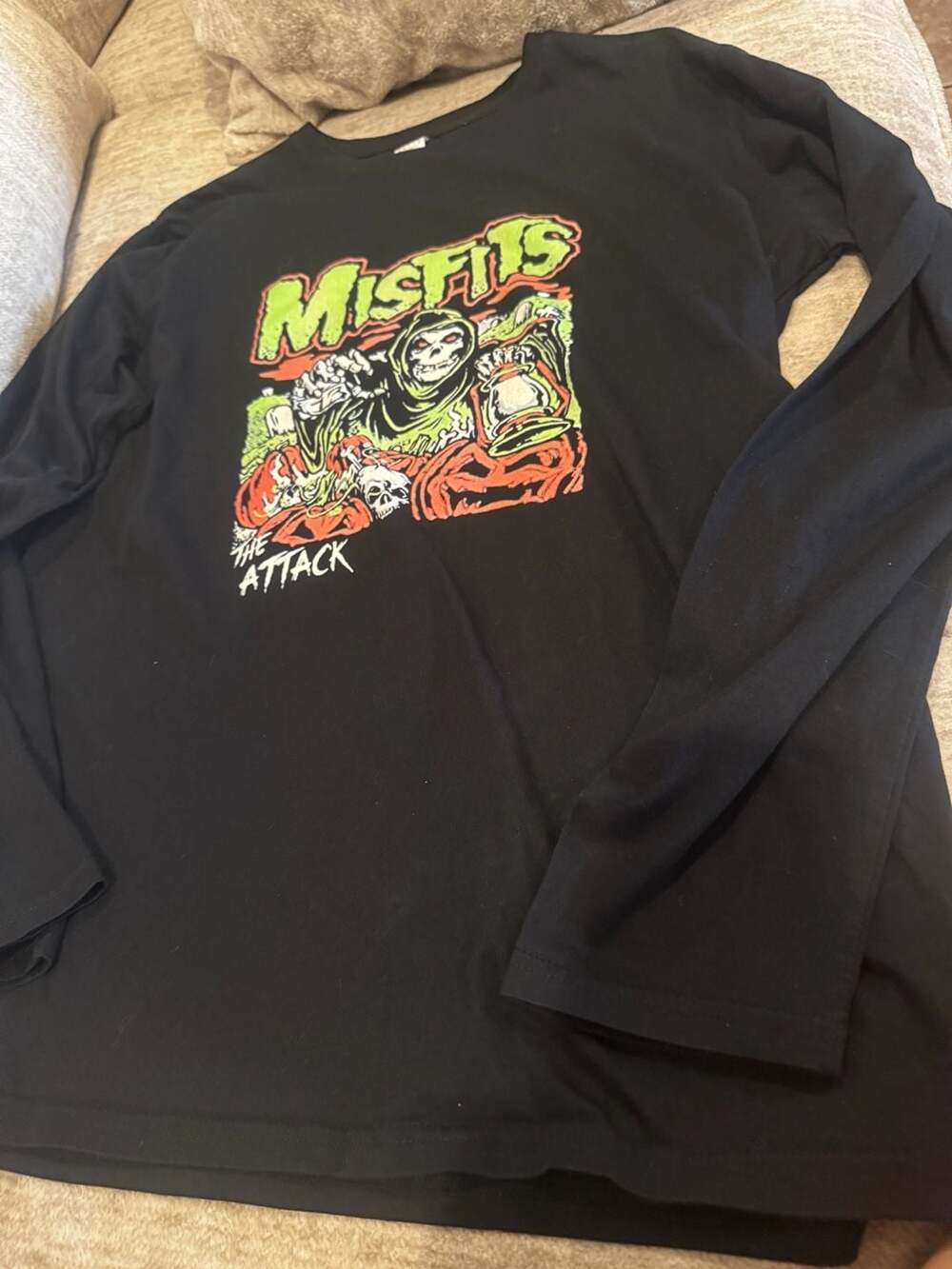 Misfits The Attack Long Sleeve Shirt Size XL Black Graphic Tee